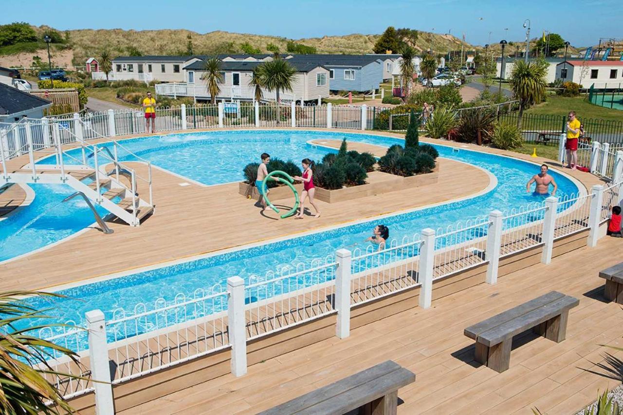 Presthaven Holiday Resort - Direct Access To Beach Prestatyn Ngoại thất bức ảnh